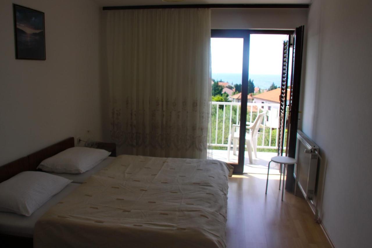 Rooms Amfora 克尔克 客房 照片
